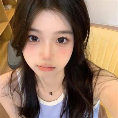 女巫阿加莎 封面